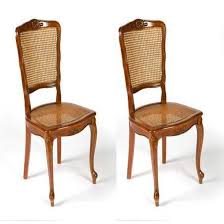 A l'aide de notre gabarit en carton on découpe ce tissus en prenant 1 ou 2 cm de plus puis on le pose par dessus notre nouvelle assises à l'aide de clous tapissier. Lot 2 Chaises Cannee Regence Cdiscount Maison