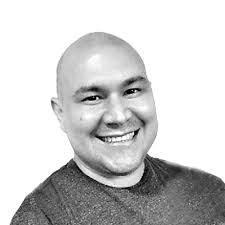 Esther Fraga's Instagram, Twitter & Facebook