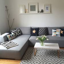 Vogelnest, ei, moos, birkenäste, feder. Bei Uns Zieht Der Wald Ein Birkenaste Als Deko Sarahplusdrei