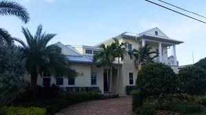 Beautiful Florida Style Home In Deerfield With Andersen Windows And Doors Our Portfolio Florida Style Windows Doors Andersen Windows