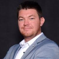 Shane Grover's Instagram, Twitter & Facebook