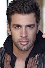 Son grandes actores pero son mas grandes si se puede como personas, por estos detalles con sus fans. Pin On Handsome