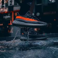 Adidas Yeezy Kaufen Alle Releases Auf Einen Blick Bei Grailify Com Kleding