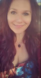 Véronique helpt ouders bij afscheid doodgeboren baby: 'Ik leg Eva in haar  armen'