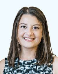 Ellen Hallgren's Instagram, Twitter & Facebook