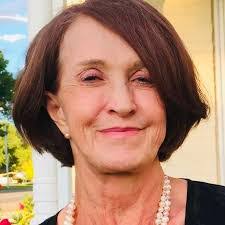 Myrna Peterson's Instagram, Twitter & Facebook