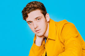 lauv is no 1 on the emerging artists chart billboard