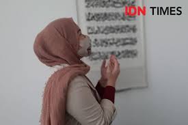 Kalau hanya membaca atau mengucapkannya saja. 4 Doa Ini Dapat Membuat Hatimu Lebih Tenang