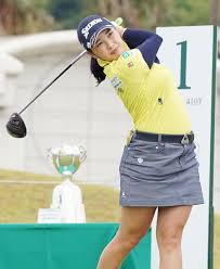 小祝さくら 2021年度スタッツ/ランキング 世界ランク58位 メルセデス3位 賞金ランク1位 優勝回数3回 トップ10回数15回 平均. å°ç¥ã•ãã‚‰ å°ç¥ã•ãã‚‰ã¯ä¿¡é ¼ã§ãã‚‹ã‚³ãƒ¼ãƒã®æŒ‡å°Žã§ã¾ã ã¾ã æˆé•·ã™ã‚‹ ã‚´ãƒ«ãƒ• æ—¥åˆŠã‚²ãƒ³ãƒ€ã‚¤digital