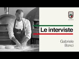L'impasto bonci, è un impasto per fare le pizze che consente di ottenere delle pizze morbidissime. Ricetta Pizza Integrale Bonci