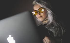 Ochelari Pentru Calculator Cat Sunt De Buni Cat CostÄƒ De Unde CumpÄƒram