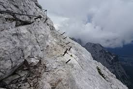 Finde diesen pin und vieles mehr auf toll klammwanderung in bayern! Wandern Garmisch Partenkirchen Kreuzeck Alpspitze Via Ferrata
