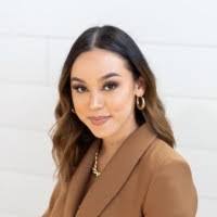 Erica Browning's Instagram, Twitter & Facebook