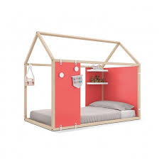 Si votre enfant n'a pas envie d'aller dormir ce lit sera peut. Lit Cabane Enfant Lit Cabane En Bois Pour Enfant Pour Amenager Une Chambre Et Gagner De L Espace Lit Cabane Pas Cher Un Max D Idees