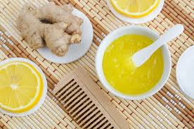 La preparazione di una maschera fai da te, consiste nell'impiego di ingredienti come: 14 Maschere Naturali Per Capelli Grassi Trucchi Tv