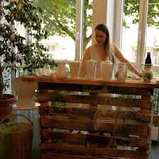 Perfekt Bei Diesem Wetter Fur Den Garten Die Jgw Cocktail Bar Aus Palettenmobeln Jgwhamm Hamm Sommer Home Exterior Makeover Luxury Decor Exterior Makeover