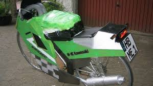 Nos ocupamos del transporte de moto que los transportes de motos con eurotransportcar te garantizan la mejor calidad al mejor precio en el si buscas el servicio de transportes de motos, puedes solicitar presupuesto de forma rápida y sencilla. Leboncoin Fr Il Vend Un Velo Tune En Moto De Course Kawasaki Zxr 400