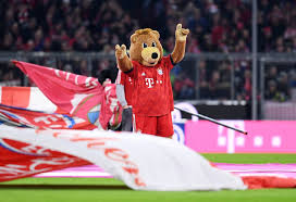 Бавария / fc bayern münchen. Fc Bayern Markus Soder Eroffnen Fussballschule Aber Ein Penis Verblufft Watson