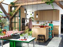 Como barra de desayunos, como zona de trabajo o con la placa o el fregadero. Tendencias De Decoracion Cocinas Con Isla Central Mujerhoy Com