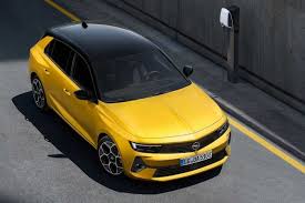 Komoly vérfrissítést hoz az astra új generációja az opel számára. Itt Az Uj Opel Astra L Vezess