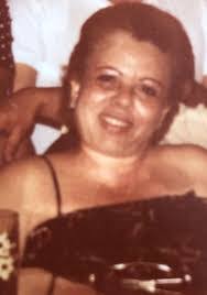 Lisa Llanes's Instagram, Twitter & Facebook