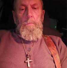 Why don't men notice me?