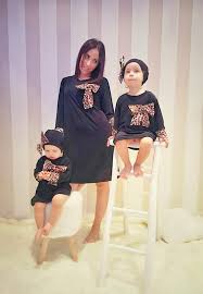 Abiti mamma e figlia e uno shopping alla moda. Boutique So Chic Portuense Abbigliamento Coordinato Mamma Figlia Figlio E Non Solo Roma03 La Guida Di Roma E Dintorni Per Famiglie Con Bambini