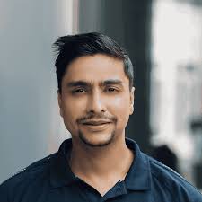 The humans behind AI powered business insights