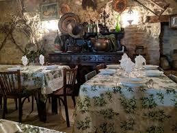 From mapcarta, the open map. La Table Gourmande Chez Serge Le Lardin Saint Lazare Restaurant Bewertungen Fotos Tripadvisor