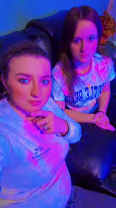 Autumn Yates's Instagram, Twitter & Facebook