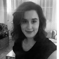 Kara Hendrick's Instagram, Twitter & Facebook