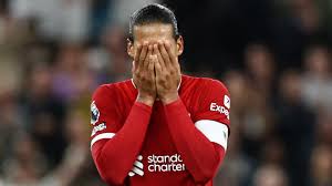 Giải thích: Tại sao Virgil van Dijk bị loại khỏi đội hình Liverpool đối đầu với Arsenal trong trận đấu quan trọng vòng 3 FA Cup | Goal.com