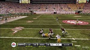 It is the successor to ncaa football 09 in the ncaa football series. Ncaa Football 11 Tall Writer