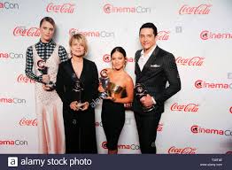 Rodrigo murray prisant (ciudad de méxico, 24 de julio de 1969) y mejor conocido como rodrigo murray, es un actor y conductor de televisión mexicano. Linda Hamilton Actress Stockfotos Und Bilder Kaufen Alamy