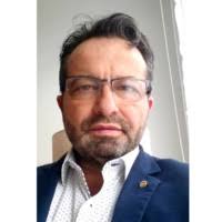 2300+ perfiles de «Corchado»