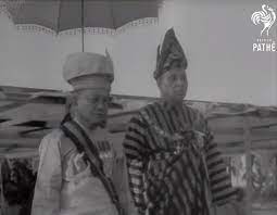 Malaysia is a country in southeast asia tunku abdul rahman became the first prime minister of the federation of malaya in 1957 after what is now malaysia received its independence from the. Take A Look At These Videos Of The First King Of Malaya S Official Local State Visits Expatgo