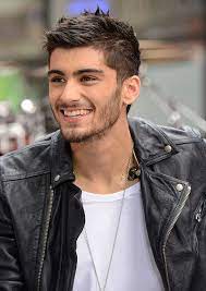 Sábado, 20 de julho de 2013. Zayn Malik Of One Direction Performs On Nbc S Today At Rockefeller Zayn Zayn Malik Hairstyle Zayn Mailk