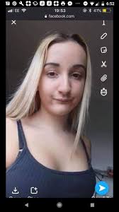 Please can we get this circulating MISSING 15 YEAR OLD KARA BOWERS, HAYES  WEST LONDON HASNT BEEN SEEN IN OVER A WEEK BELIEVED TO BE WITH A 26 YEAR  OLD MALE. SHE