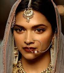 Piercing In The Nose Is Not Required To Wear The Above Product The Closure Is Clip On It Will Stay Wi Nath Nose Ring Nose Ring Jewelry Indian Wedding Jewelry