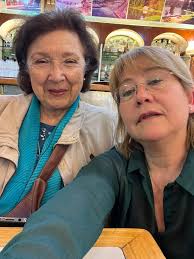 Casual encuentro con dos profesoras de francés del liceo 3 años 79