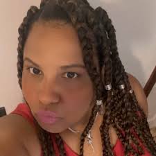 Noemi cordero (@Alldaycaramel)