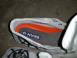 NVR5 Mens Hi Top Sneakers Shoes Motor Marc Peace NOSWOT Size 6.5 EUR 38.5