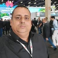 200+ perfis com “Nikolas Silva”