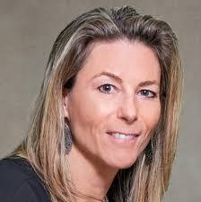 Janet Russo's Instagram, Twitter & Facebook