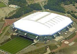 After it was renovated in the summer of 1998, it had a capacity of exactly 62,004 spectators (55,887 for internationals). Veltins Arena Capacity