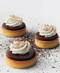 Recipe Norohy Layered Chocolate Tarts Valrhona Let S Imagine The Best Of Chocolate In 2020 Chocolate Tart Chocolate Recipes Gourmet Desserts