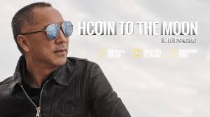 A Fugitive Chinese Tycoon Met Steve Bannon. Misinformation Mayhem Ensued.