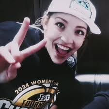 Kylie Bauer's Instagram, Twitter & Facebook