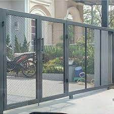Pagar minimalis modern yang menggabungkan elemen kayu, baja hitam dan beton. Jual Pagar Ram Hexagon Hitam Kota Depok Nurjayalas Tokopedia