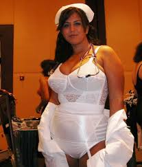 Reife Hüfthalter und Strümpfe Porno-Bilder, Sex Fotos, XXX Bilder 3999177  - PICTOA